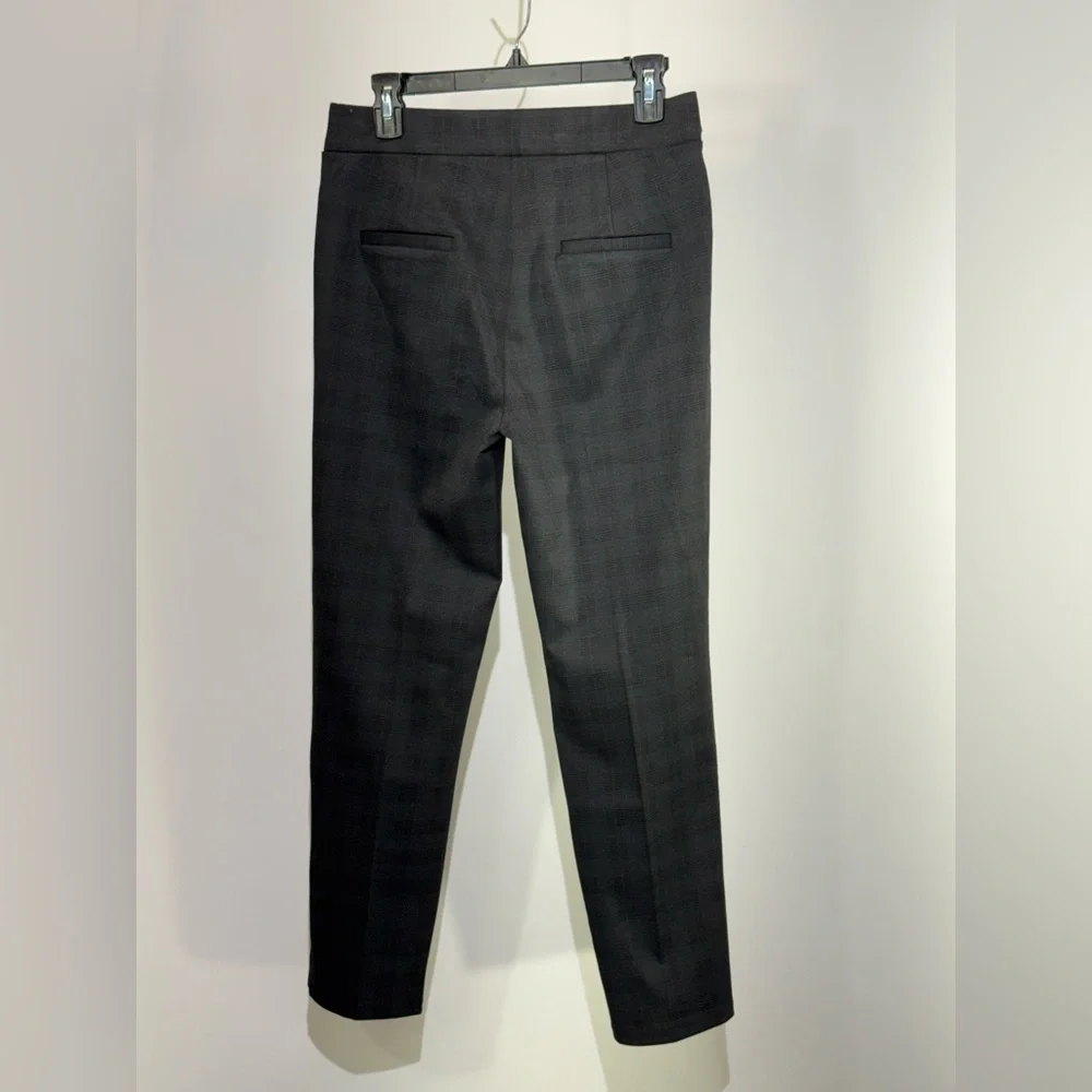 NWT CHLOE & JASMINE Black Plaid Trousers Size Medium Price to sell!